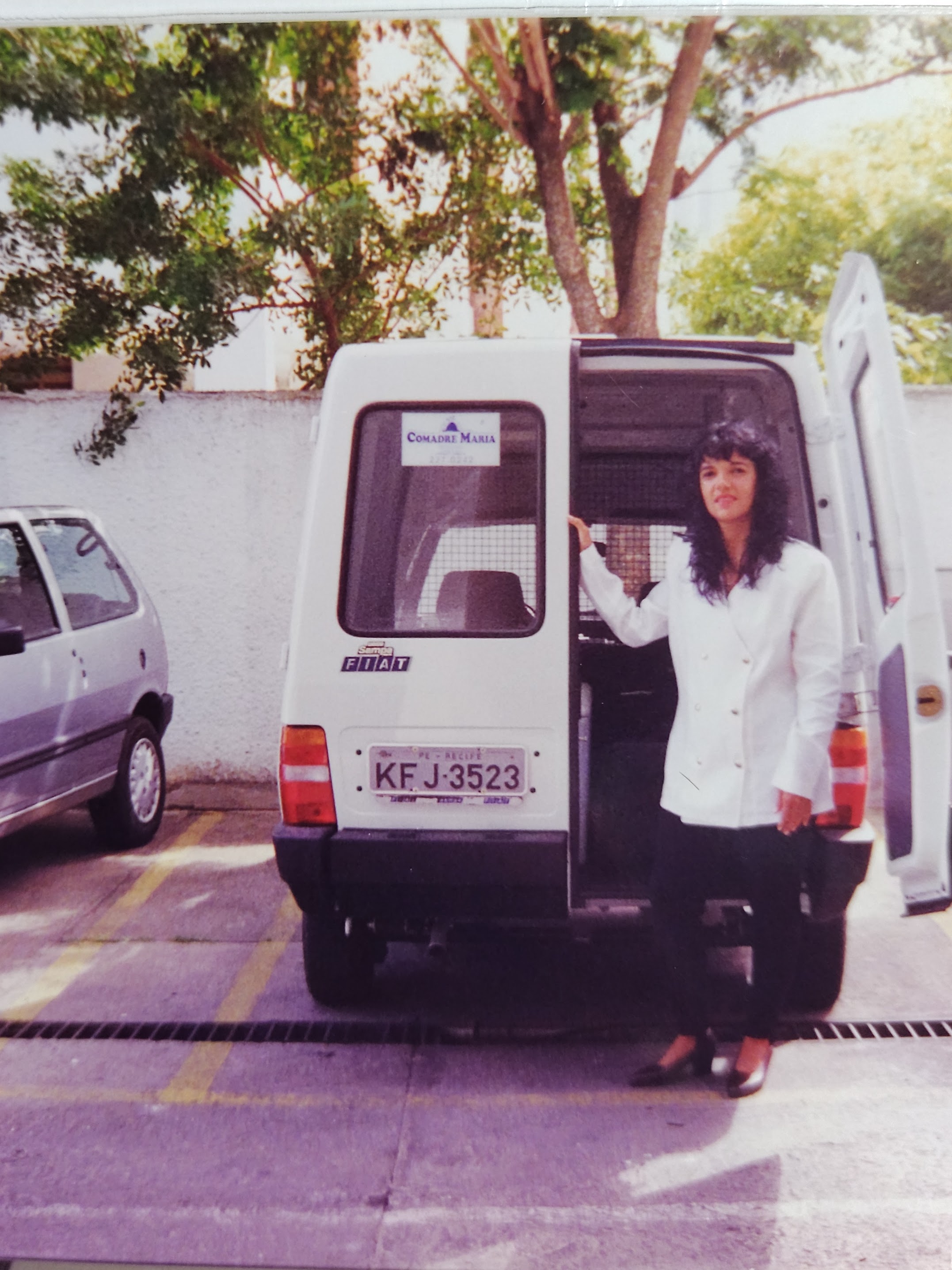 A Fiorino furgão branca usada por dona Maria nas primeiras entregas